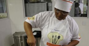 Escolas de SP recebem merenda orgânica; cozinheira brilha em MG