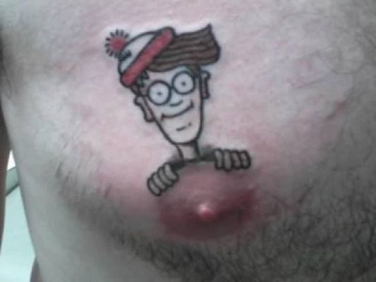 A nova tendência das tatuagens é nos mamilos (Imagem: Divulgação)