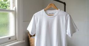 Como lavar roupas brancas para restaurar a cor e eliminar o amarelado