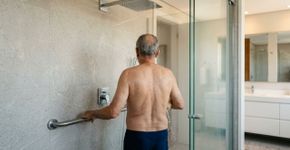 Higiene após os 65 anos: não uma vez por dia, nem uma vez por semana, eis a frequência de banho que mantém você saudável