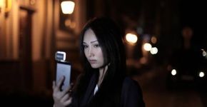 Selfie perfeita: novo gadget transforma o celular em estúdio de fotografia