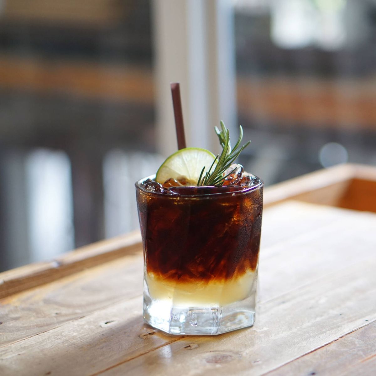 Caipirinha de café fica pronta em apenas 5 minutos e é um sucesso