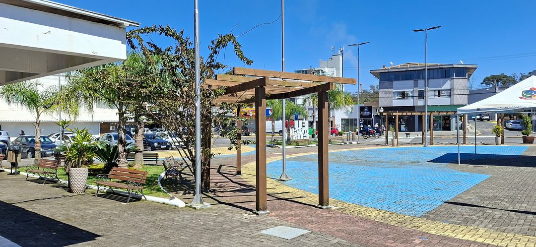 Praça Central de Otacílio Costa, na Serra Catarinense