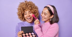 Maquiagem emocional: como a experiência supera a estética