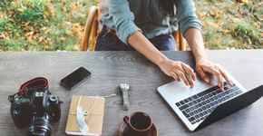 Semana da mulher: curso gratuito para elas ganharem dinheiro com blog