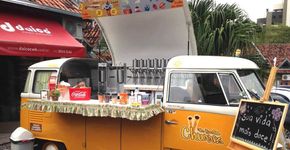 Food trucks reúnem variedades da gastronomia de rua no Batel