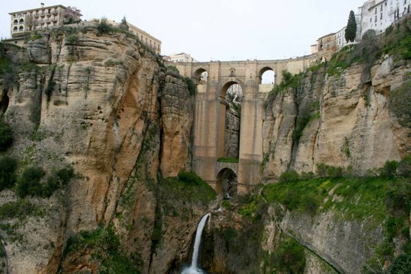 Puente Nuevo, Espanha