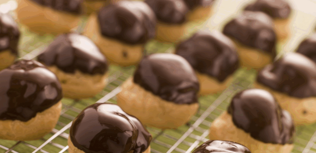 Sem açúçar, sem carboidratos e deliciosas: saiba como fazer carolinas, o docinho que é sucesso nas padarias