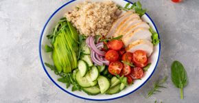 8 receitas leves ricas em proteínas