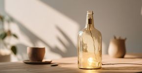 Aquela garrafa vazia pode virar peça de decoração surpreendente