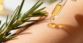 O óleo natural mais comentado para renovar cicatrizes ainda esse ano