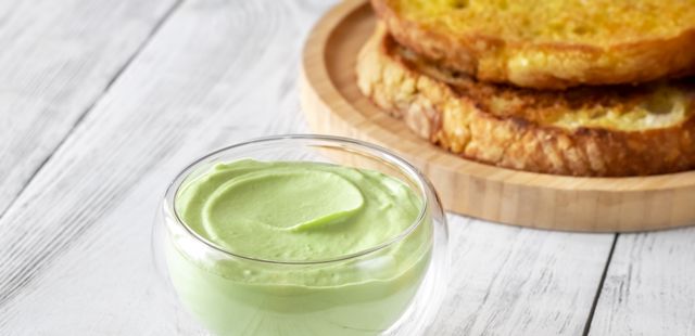 Maionese verde caseira: sabor e frescor para seus lanches