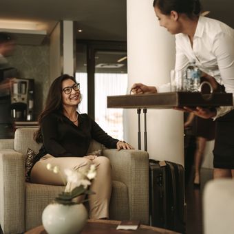 Featured mobile: Milhas e salas VIP impulsionam disputa por clientes premium