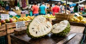 A fruta rara que tem cor de jade e sabor de coco com baunilha