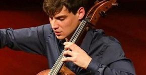 Duo de violoncelo e piano no Masp