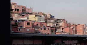 O drama de pessoas deficientes que têm de enfrentar a difícil mobilidade nas favelas de SP