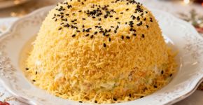 Salada de Natal “Mimosa”. Fácil de preparar, fofa, macia e festiva