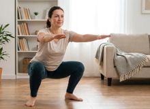 Featured side: A “postura da longevidade”: o exercício diário mais simples para fortalecer todo o corpo
