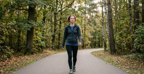 Caminhar em vez de ir à academia faz muito bem, mas só é indicado se a caminhada durar pelo menos 30 minutos seguidos, sem pausas e mantendo uma velocidade constante de no mínimo 5 km/h