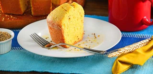 Bolo de leite: a delícia que transforma seu café da manhã