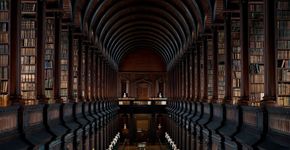 Conheça o interior de uma das maiores bibliotecas do mundo