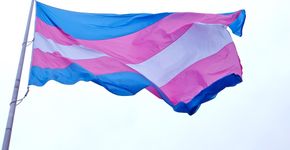 Bolívia aprova lei que autoriza pessoas trans a mudarem nome e gênero na identidade