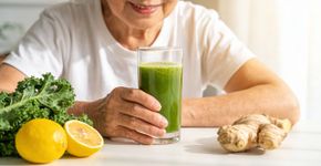 O suco natural que limpa o organismo e dá um brilho na pele