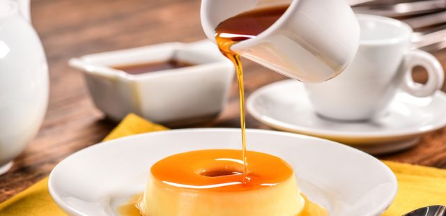 Receita de pudim de geladeira de só 3 ingredientes que derrete na boca