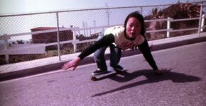 Fotos relembram a influência das mulheres no skate durante a década de 70