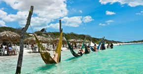 5 destinos no Nordeste para passar o Verão com o pé na areia