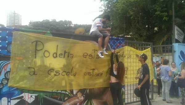 Escola Castro Alves 