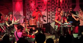 Batuntã e DJ Tahira – Som Na Faixa