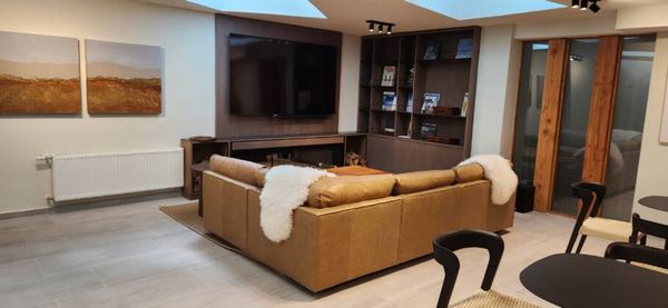Sala de TV coletiva