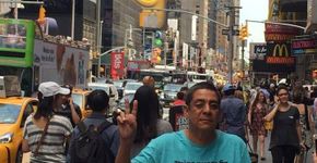 As fotos de Zeca Pagodinho em Nova York ficaram ótimas