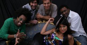 BETH CARVALHO homenageada edição MAIO 2012 no SAMBA DO MONTE