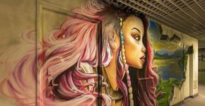 Escola encomenda grafites durante reforma. Difícil vai ser apagar