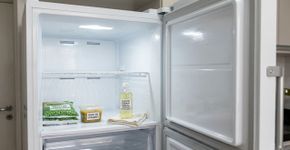 Nas casas mais organizadas da Suécia o congelador não tem gelo acumulado porque usam uma camada de óleo vegetal para proteger as paredes