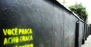 Baixe o stencil “Você praça acho graça. Você prédio acho tédio”