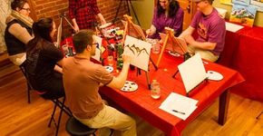 Ateliê dá aulas de pintura, gastronomia e cerâmica com maconha