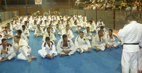 Projetos sociais incentivam prática de artes marciais em Manaus