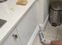 Featured side: Uma colher de vinagre basta para afastar as baratas da cozinha de uma vez por todas