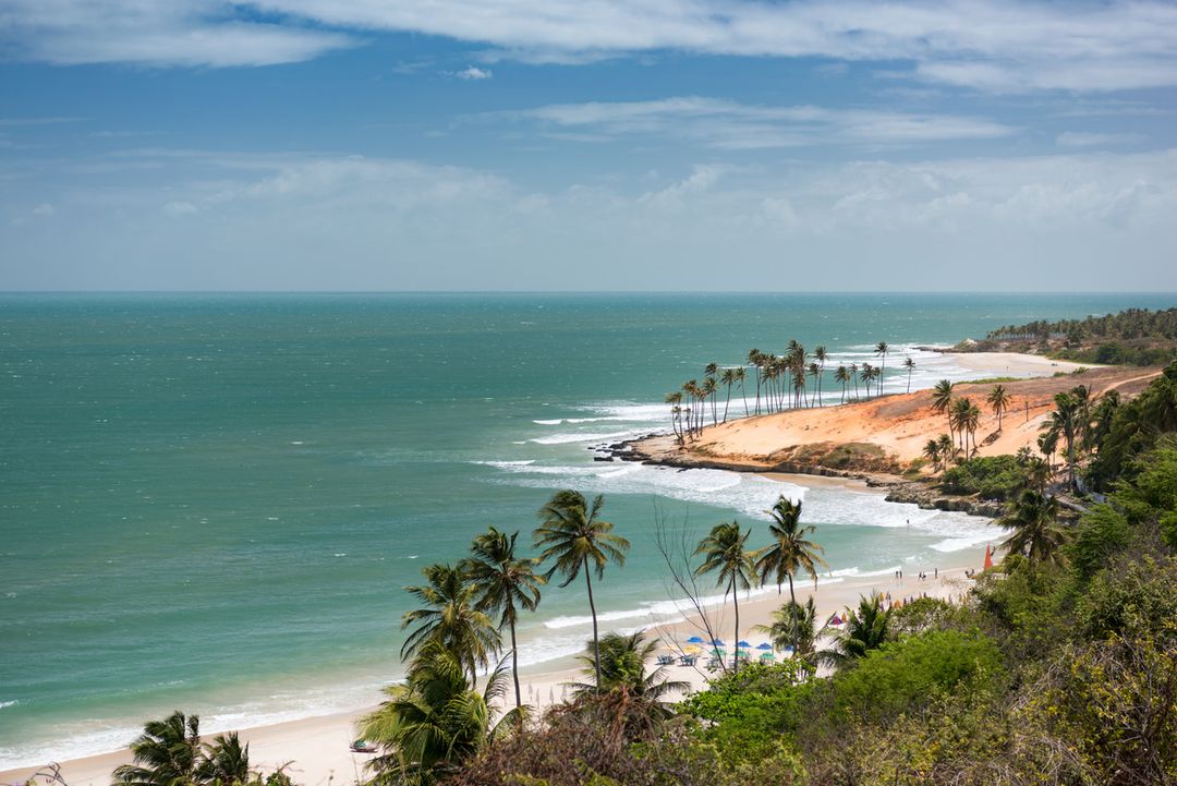 Vista da praia de Lagoinha, a 130 km de Fortaleza; capital cearense