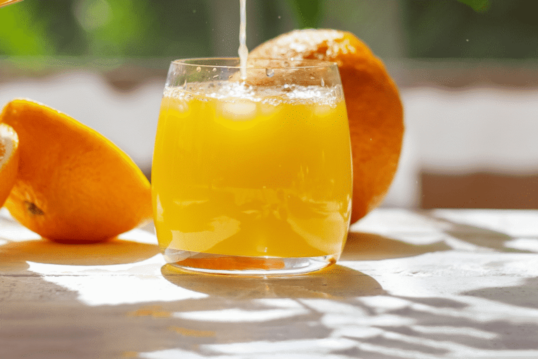 A laranja-amarga auxilia no bom funcionamento do sistema digestivo (Imagem: MarinaFill | Shutterstock)