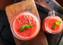 Featured side: Este suco de tomate e soja reduziu a inflamação em apenas quatro semanas