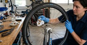 Borrifar vinagre nos pneus da bicicleta: o que faz e por que é recomendado