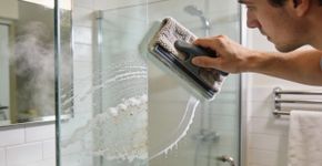 Como deixar o box do chuveiro brilhando e sem rastro de calcário