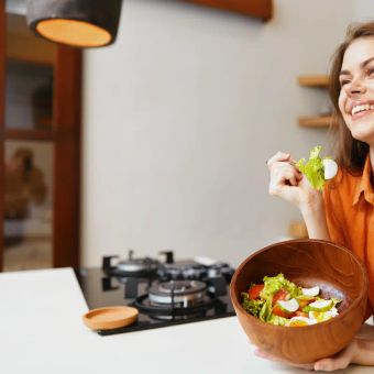 Featured mobile: Alimentação pode influenciar o humor? Entenda o que a ciência já sabe