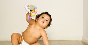 Seu bebê entende muito mais do que você imagina, indica estudo