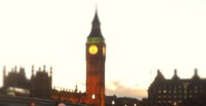 ONG distribui livros de graça em Londres; saiba mais