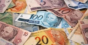 90% das notas de real apresentam traços de cocaína, diz pesquisa